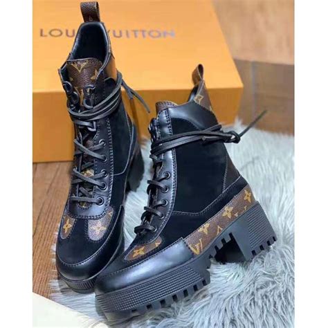 louis vuitton laureate boots.